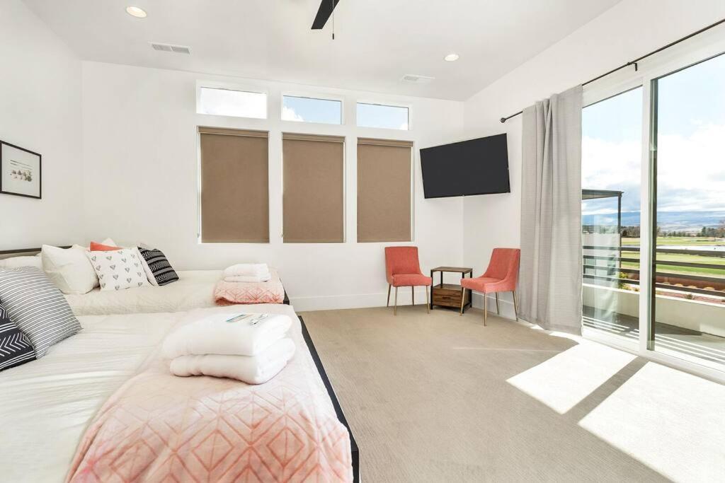 Villa 18 - 4 Bedroom! Year Round Heated Pool & Hot Tub! Games! Golf! Tennis! St. George Exterior foto
